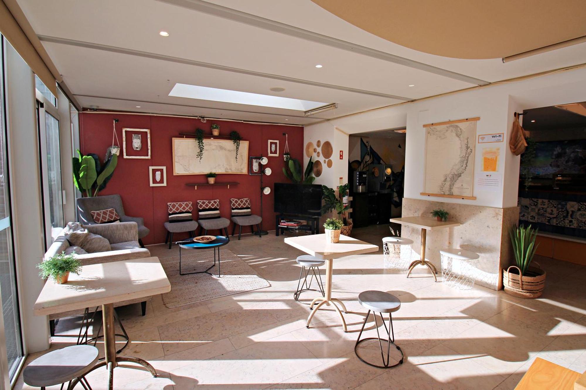 Wot Lisbon Nomad Hostel Ngoại thất bức ảnh